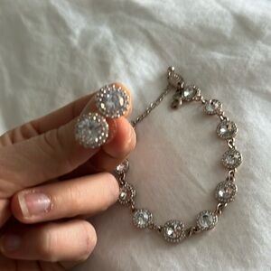 Bracelet and earrings